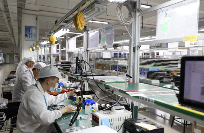 Shenzhen Emdoor Information Co., Ltd ligne de production du fabricant